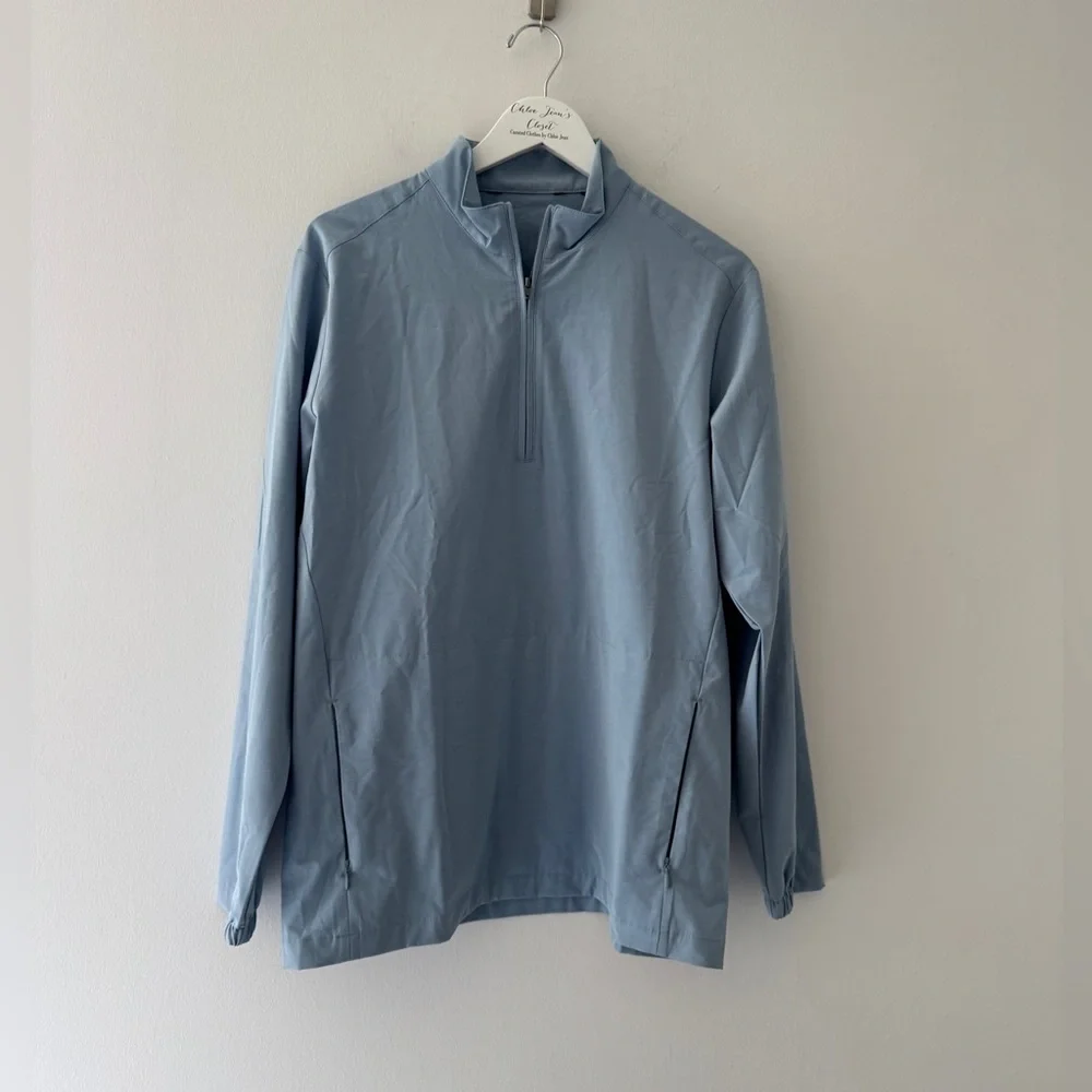 TRAVIS MATTHEW Men’s Twin Flame Blue Windbreaker